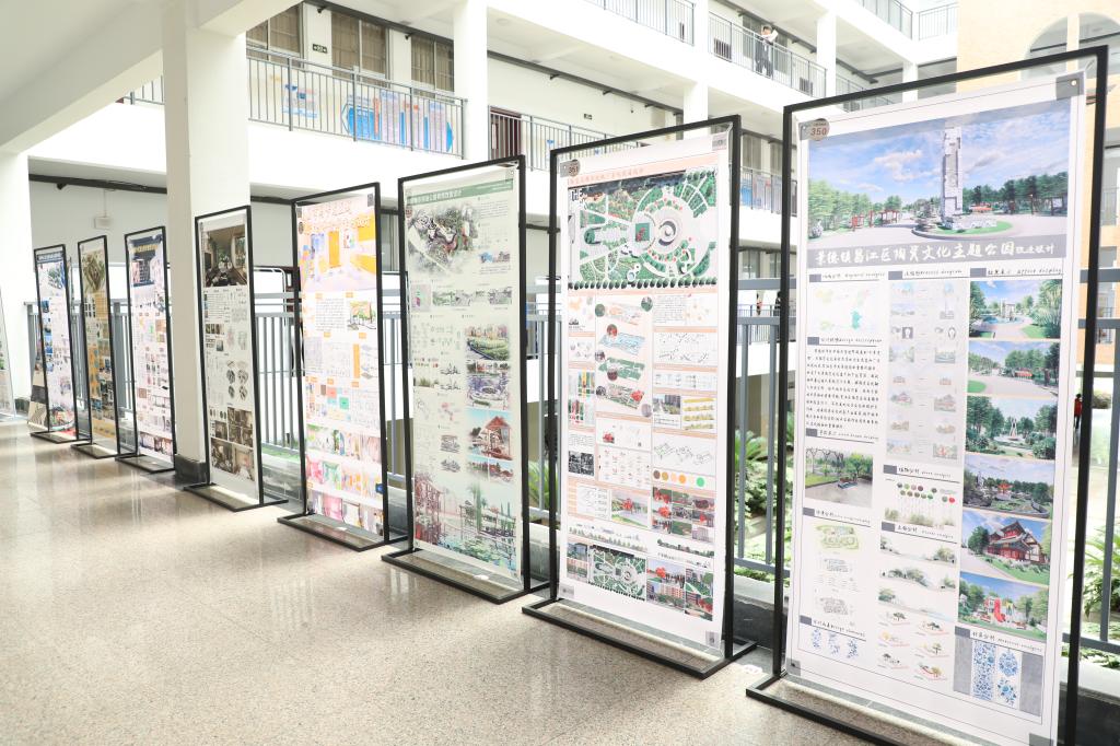 2025年睿抗机器人开发者大赛江西省赛在江西科技学院举行